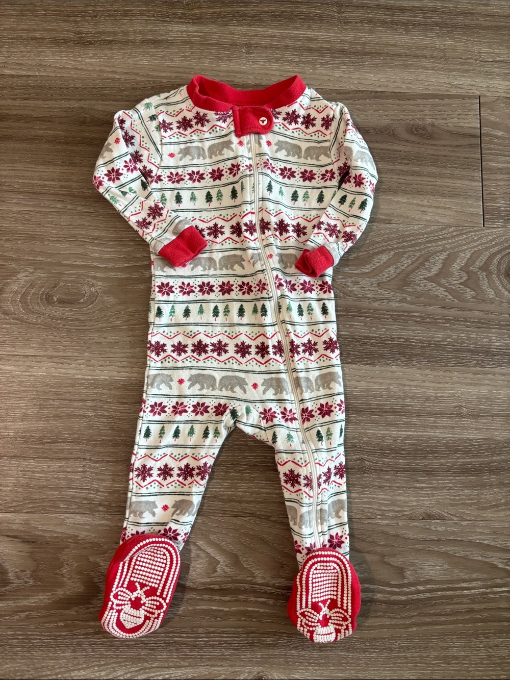 Burt’s Bees Baby  100% Organic Cotton One Piece Pajamas Size 6-9 Christmas Print